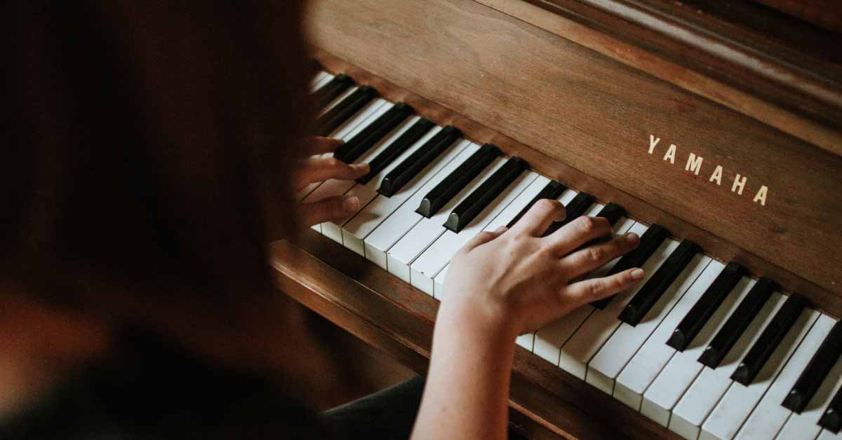 De vijf beste akoestische piano's voor beginners
