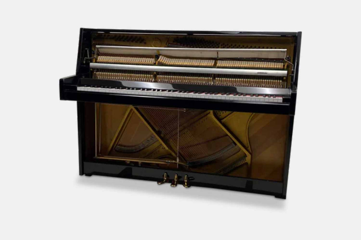 Yamaha C-109 Piano Hoogglans Zwart