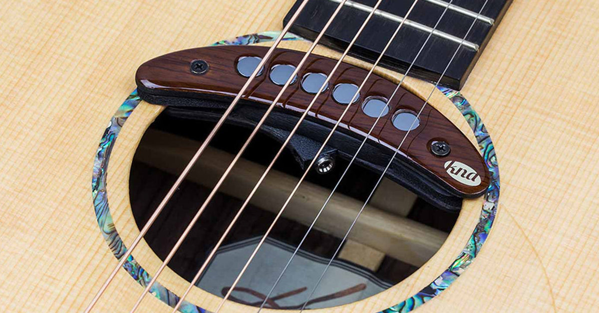 Pickup in je akoestische gitaar laten bouwen