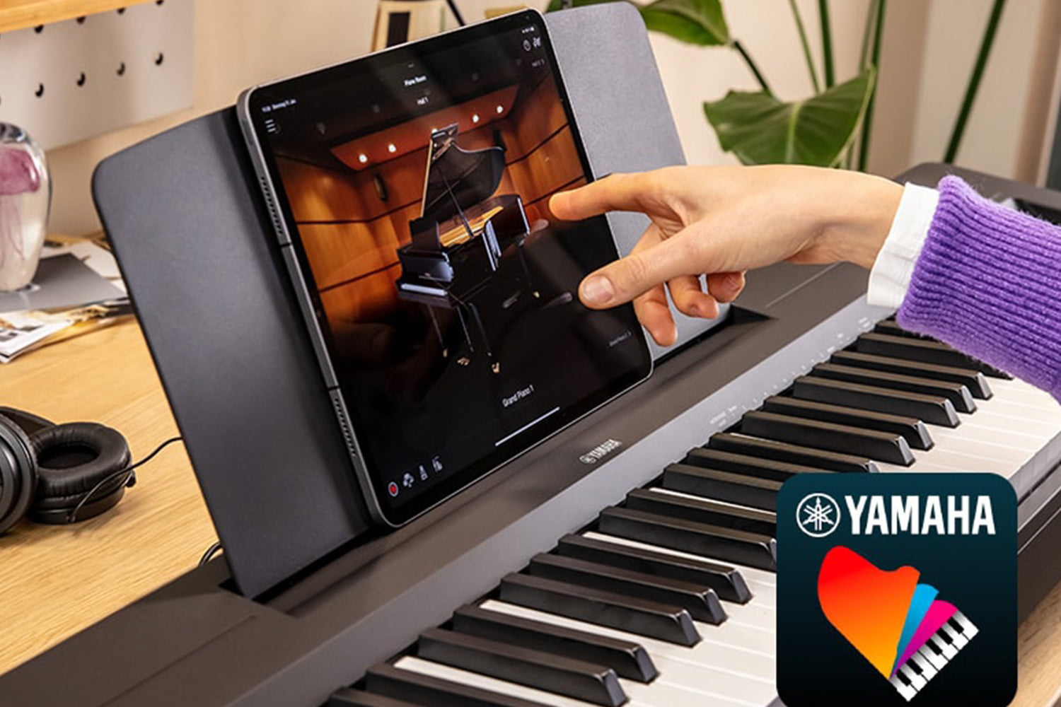 Yamaha P-145 B Stage piano