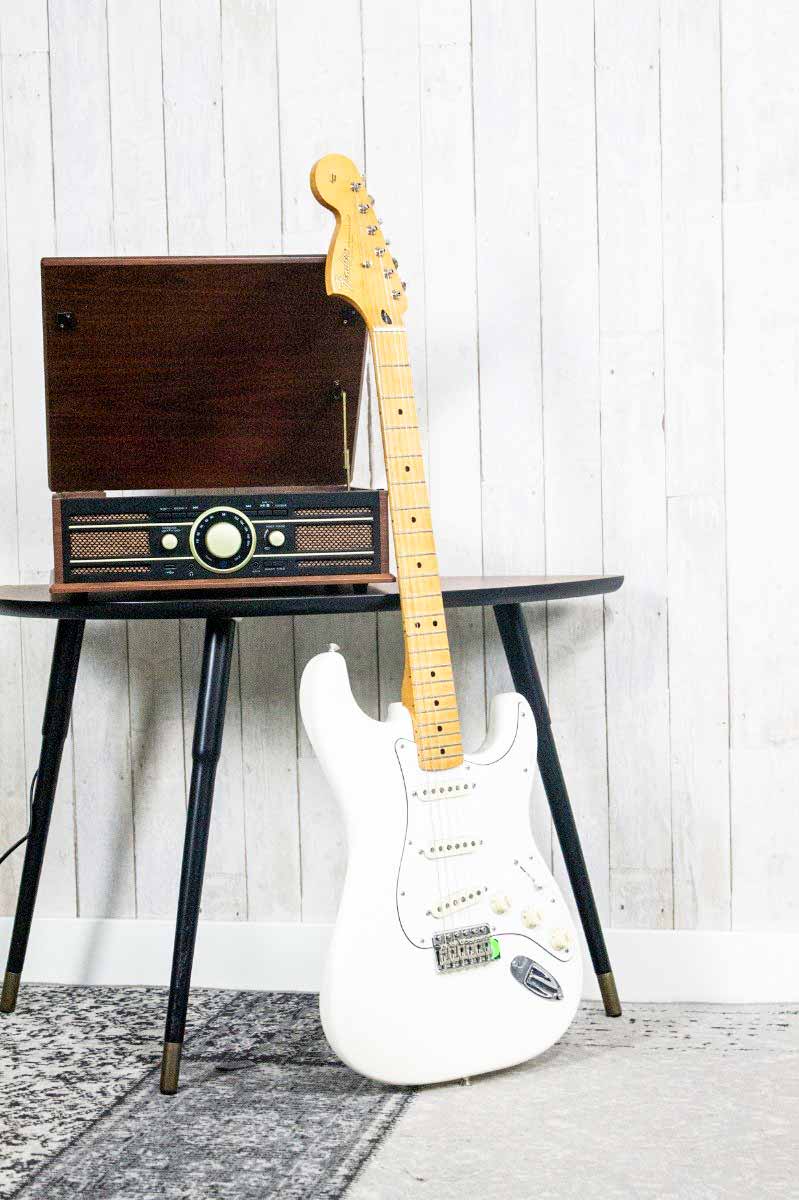 Fender Jimi Hendrix Stratocaster MN Olympic White (5482088759460)