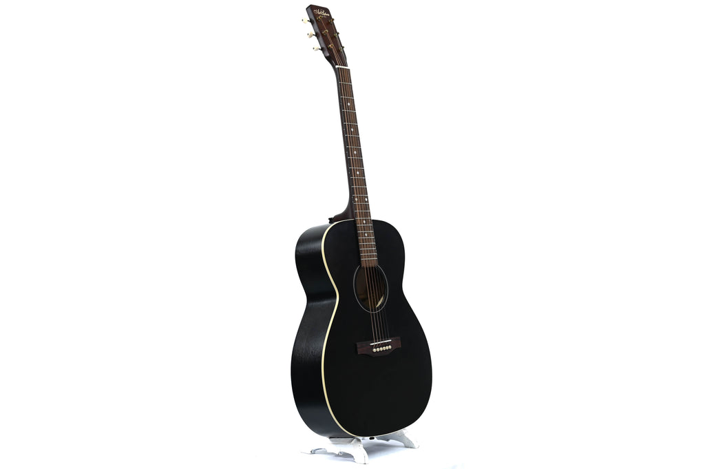 Art & Lutherie Legacy Faded Black