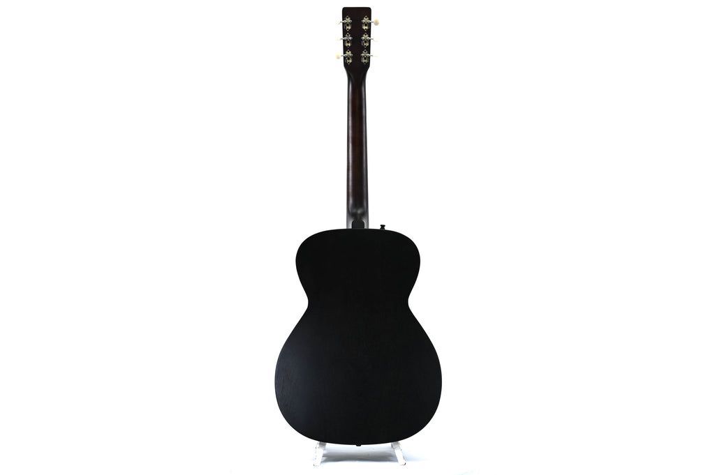 Art & Lutherie Legacy Faded Black