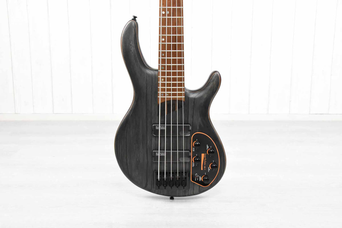 Cort B5 Element Open Pore Trans Black Basgitaar 5-snarig