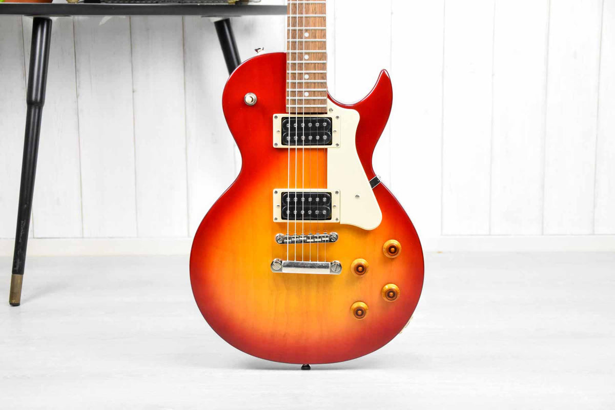 Cort CR100 CRS Cherry Red Sunburst