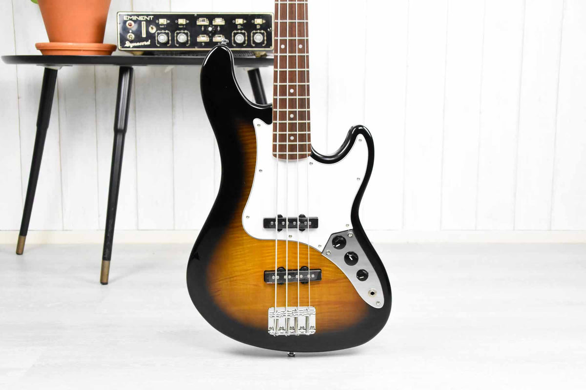 Cort GB24JJ 2-Tone Sunburst Basgitaar