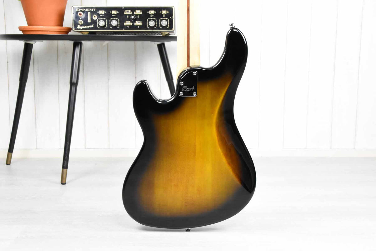 Cort GB24JJ 2-Tone Sunburst Basgitaar