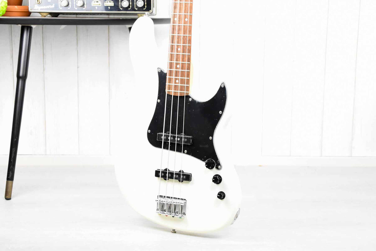 Cort GB54 JJ OW2 Basgitaar White