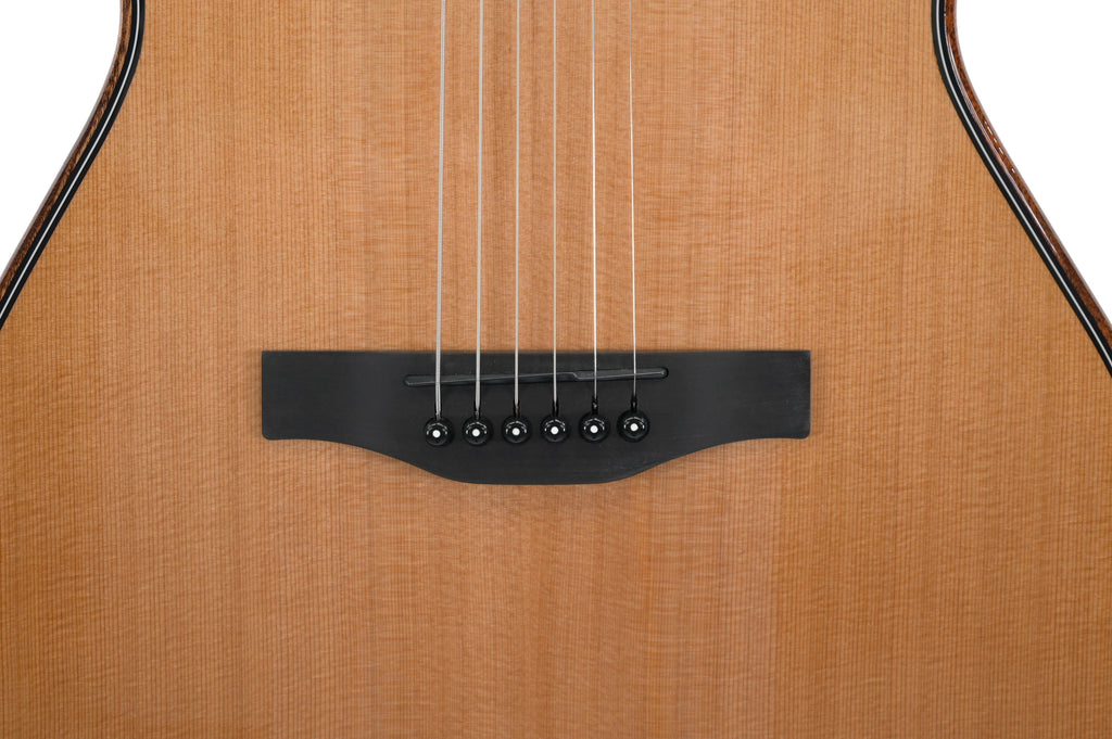 Godin A6 Ultra Dlx Nat with Bag (Pre-owned)