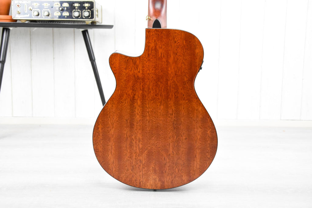 Ibanez AEG50NNT Semi-akoestische klassieke gitaar