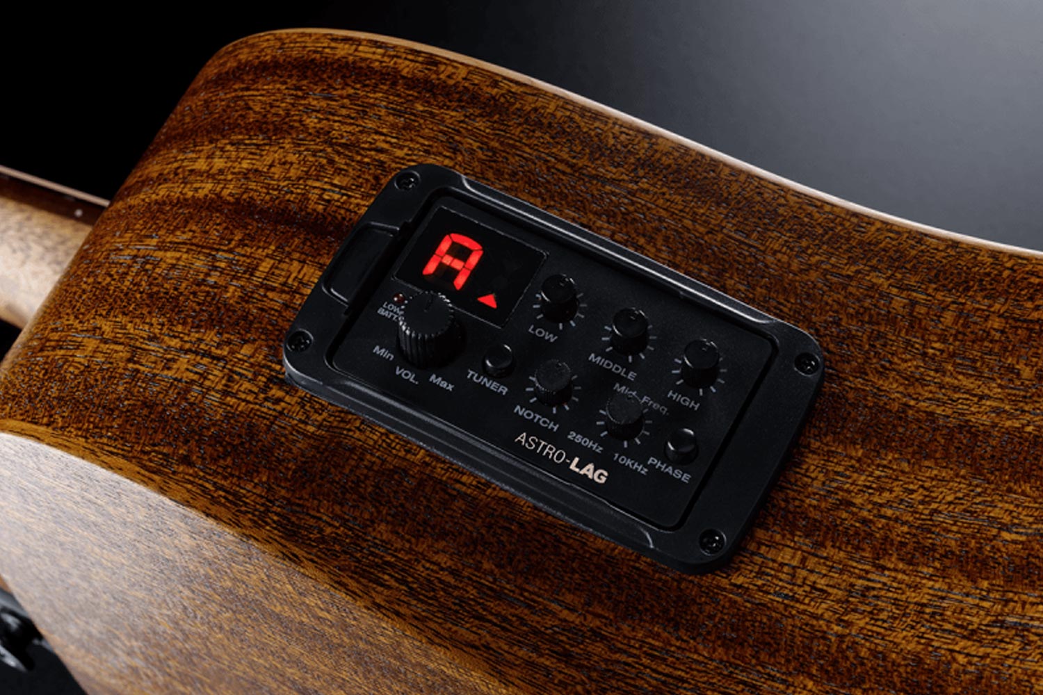 LAG T170DCE Dreadnought Semi-Akoestische gitaar