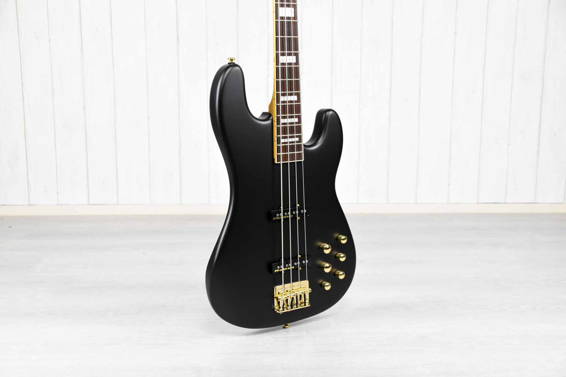 Markbass MB JP Modern Black 4 GD PF