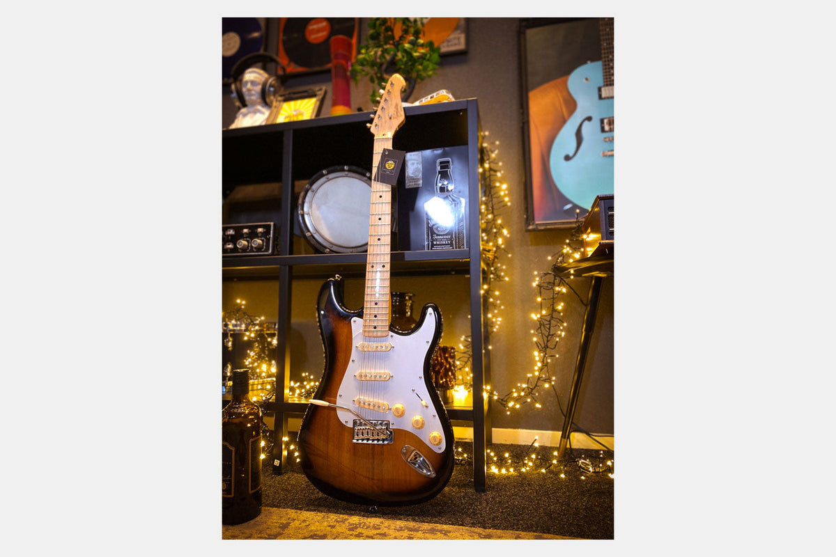 Revelation RTS 57 2-Tone Sunburst Stratocaster