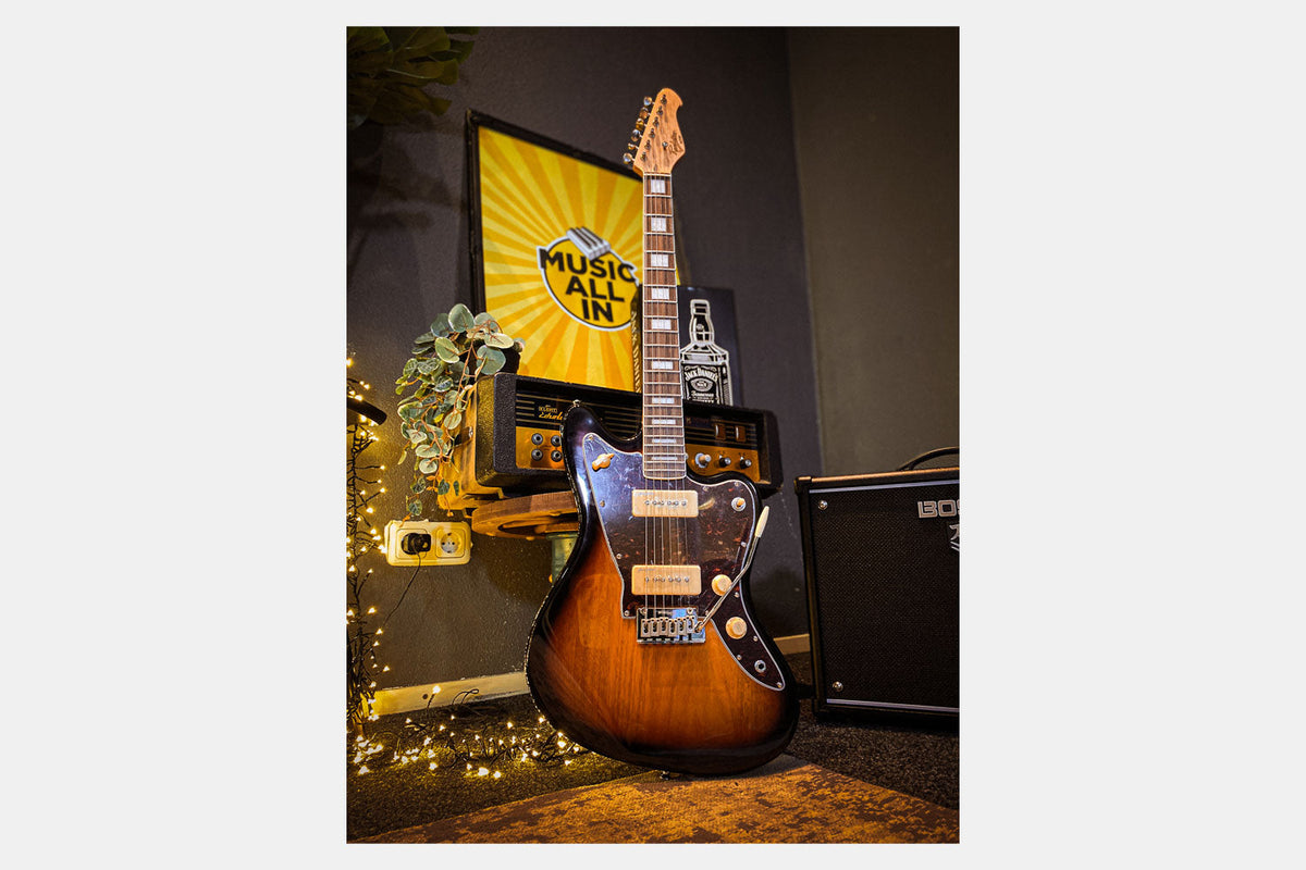 Revelation RJT 60 3-Tone Sunburst Jazz Master