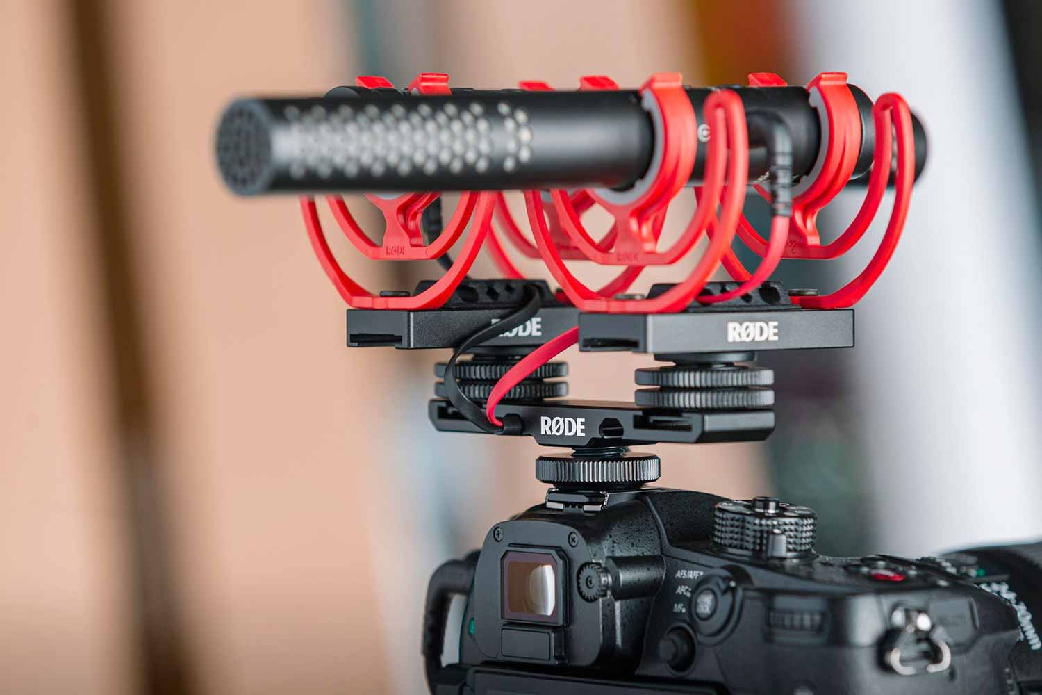 Rode DCS-1 Dual Cold Shoe Mount (5605029019812)