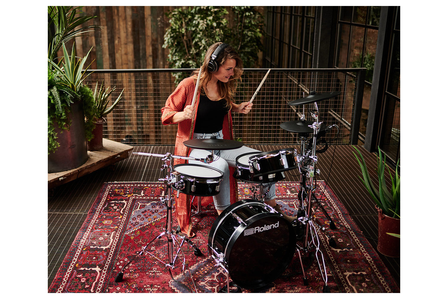 Roland VAD103 V-Drums Acoustic Design