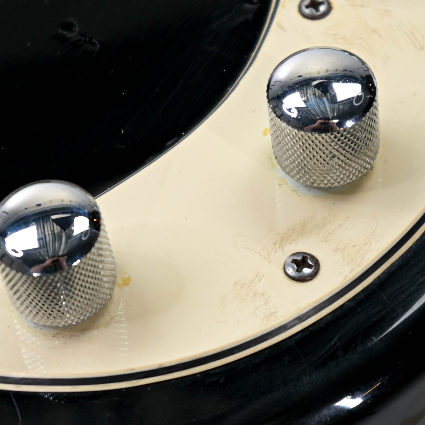 Squier Standard series P-Bass Special Black