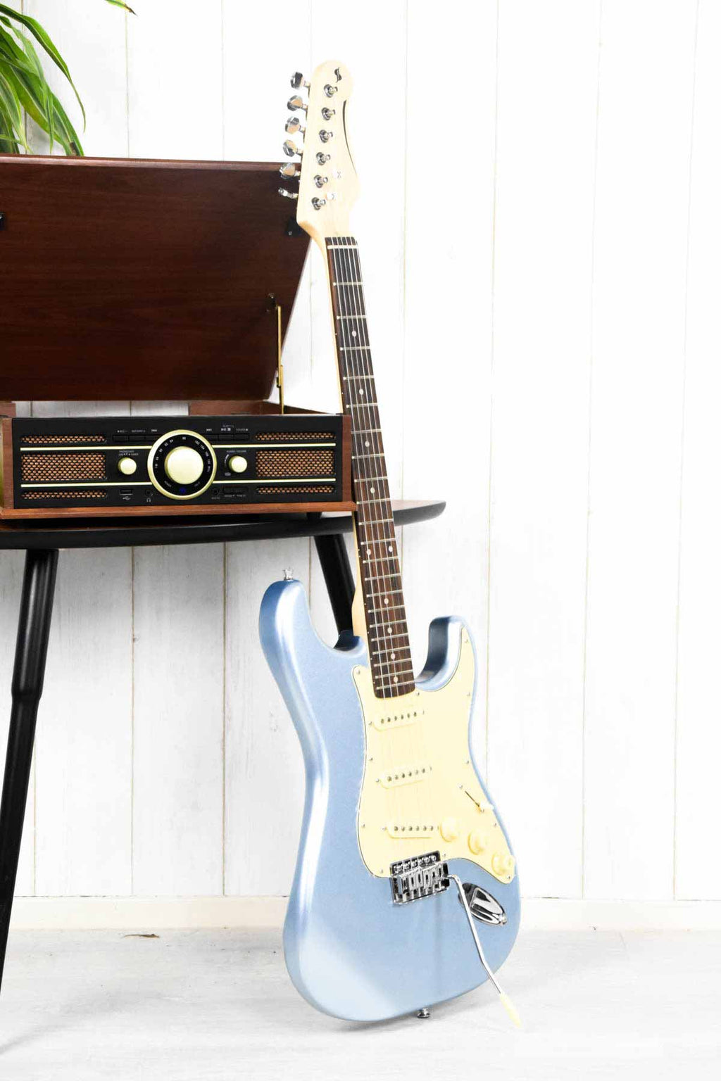 Stagg SES-30 IBM Standaard Statocaster Ice Blue Metallic (5610794188964)