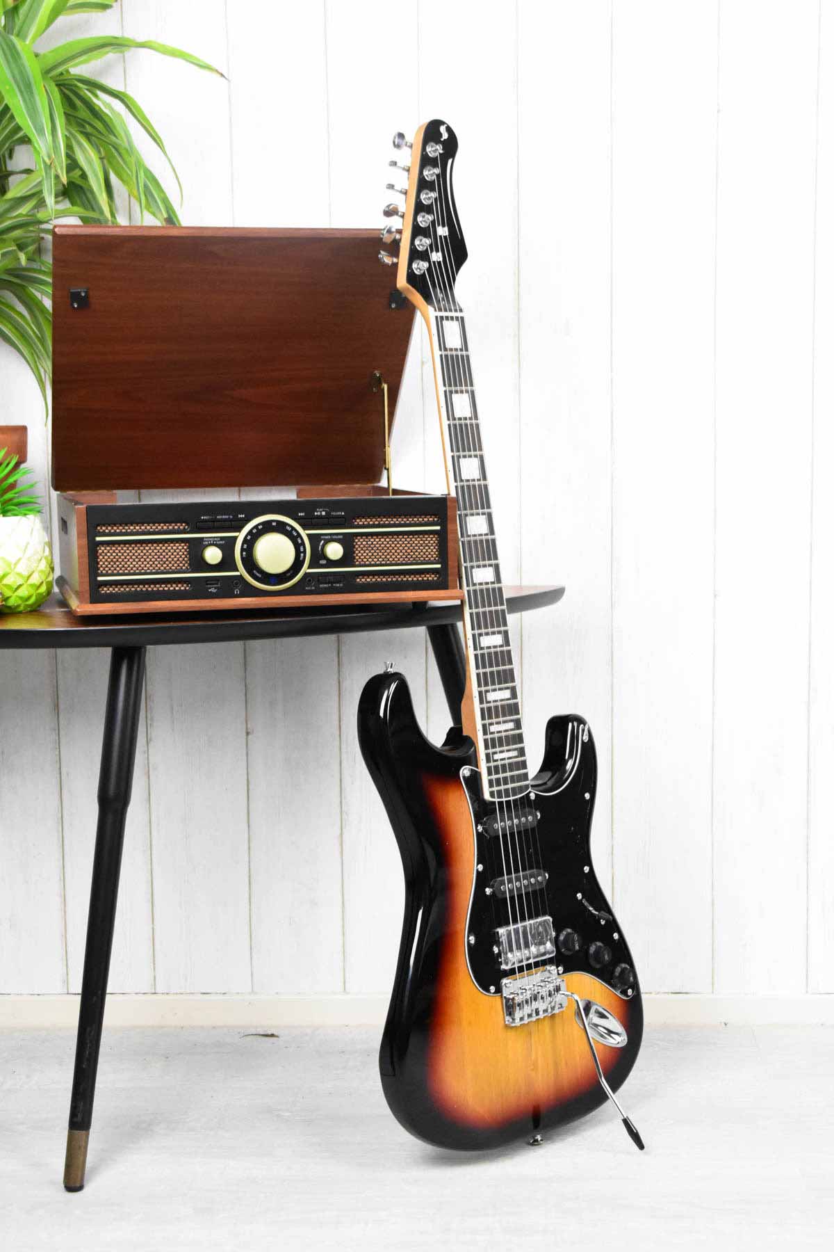 Stagg SES-60 SNB Vintage Statocaster Sunburst (5610815291556)