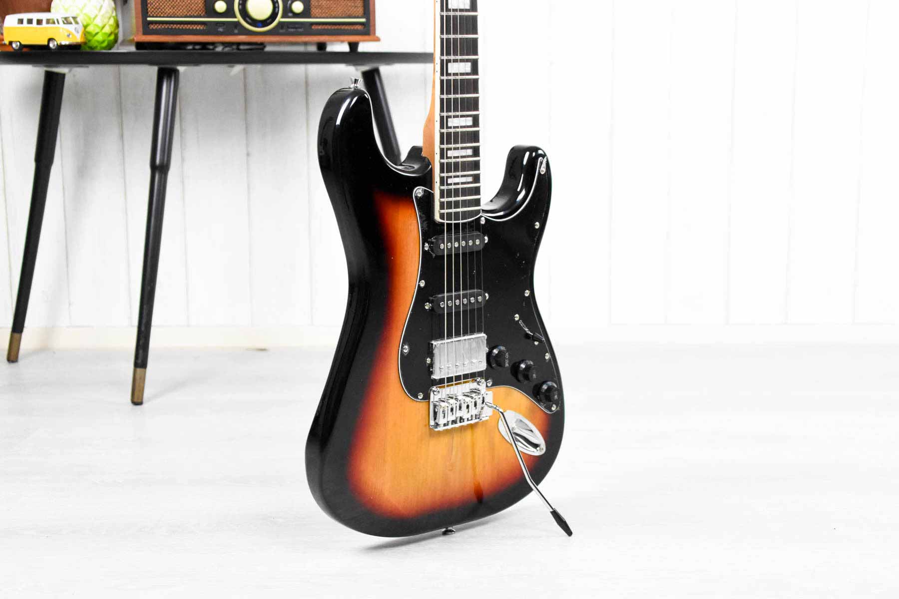 Stagg SES-60 SNB Vintage Statocaster Sunburst (5610815291556)