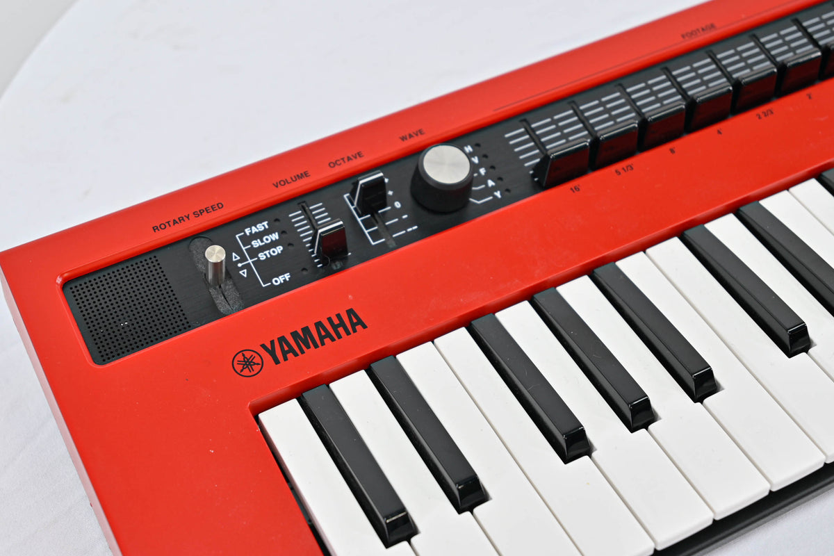 Yamaha Reface YC synthesizer