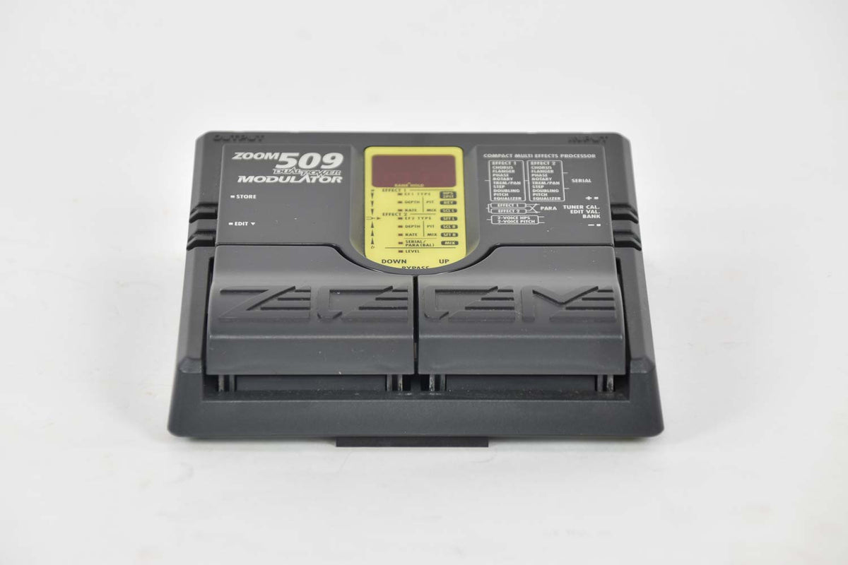 Zoom 509 Dualpower Modulator Effectpedaal