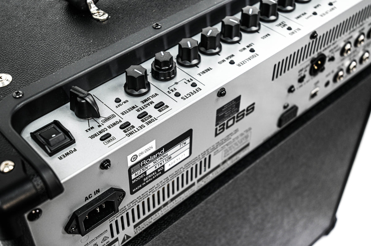 Boss Katana-110 Bass Occasion