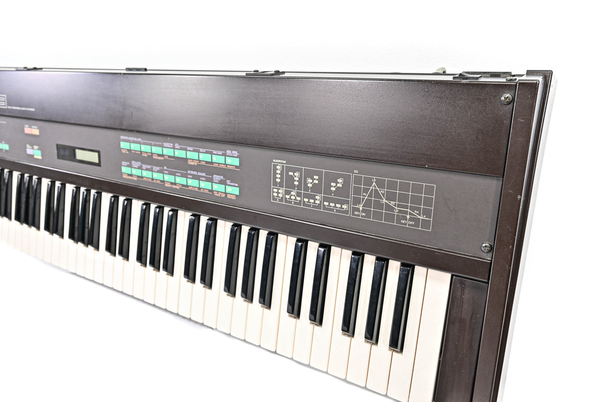 Yamaha Dx9 Synthesizer Occasion