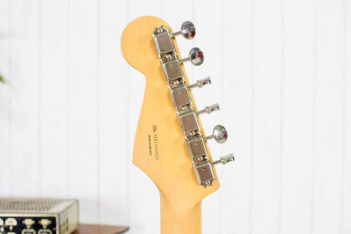 Fender Vintera &#39;50S Stratocaster Modified 2-Color Sunburst MN (5482474733732)
