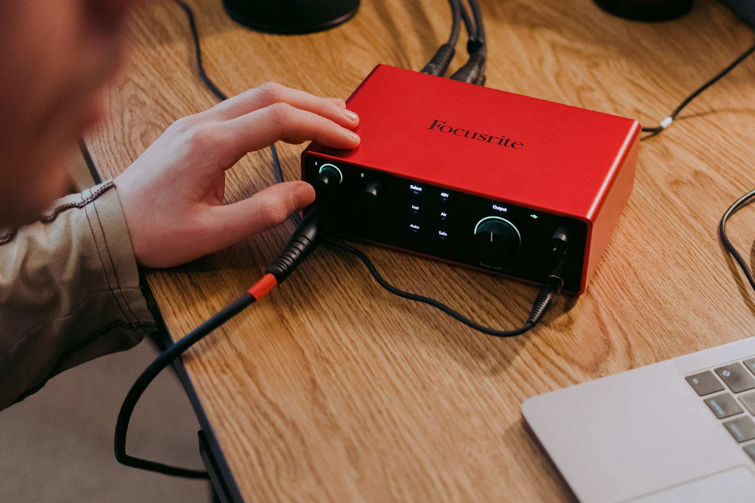Focusrite Scarlett 4 4i4 USB Audio Interface