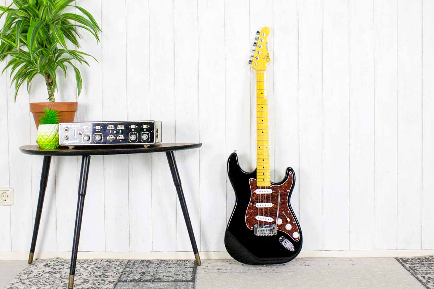 G&L Tribute Legacy Gloss Black (5467231748260)