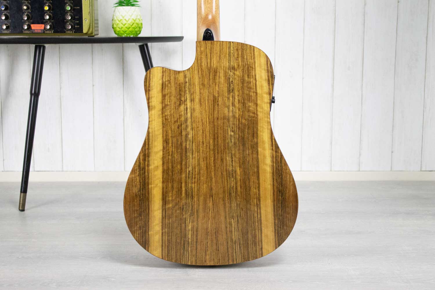 LAG THV20DCE - Hyvibe 20 Smart Guitar (5379230990500)