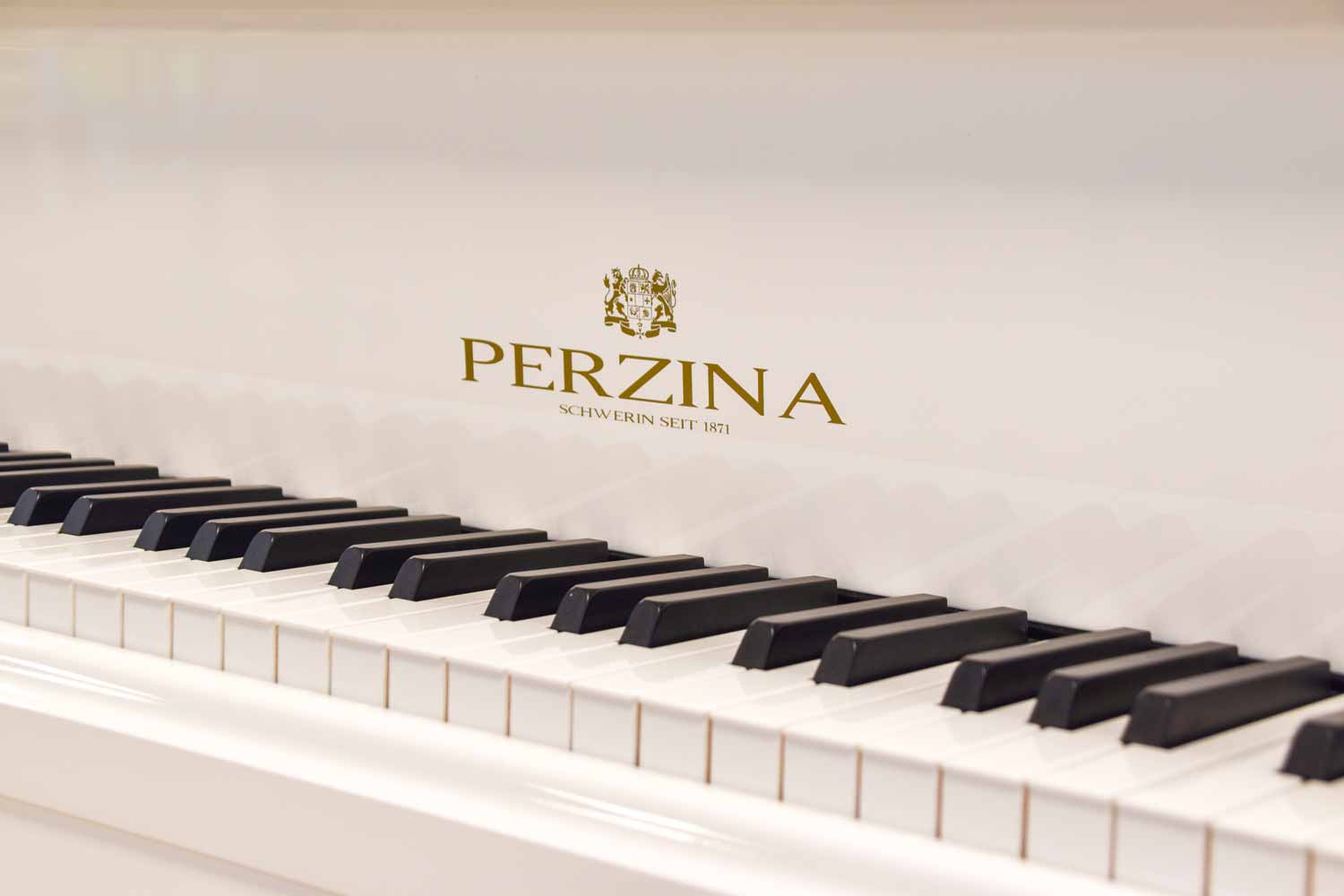 Perzina GP-187 Wit Hoogglans Vleugel