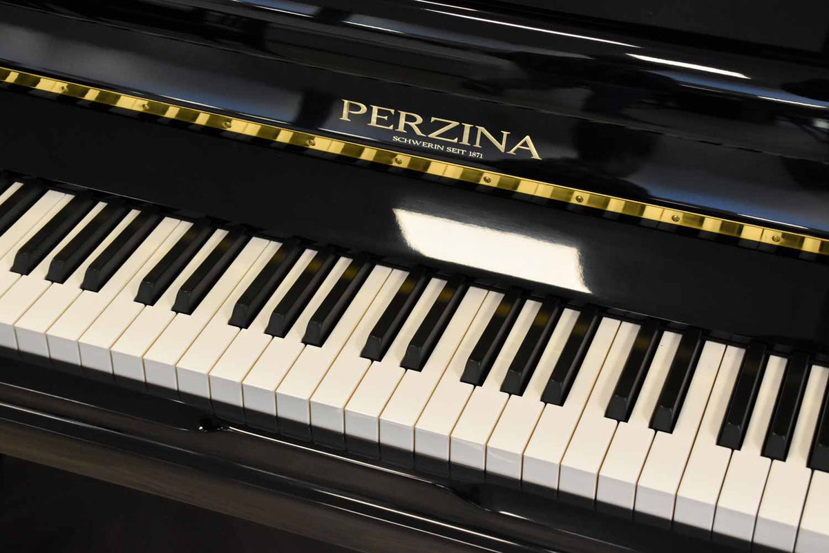 Perzina UP-129 Kapitol Black Polished Piano