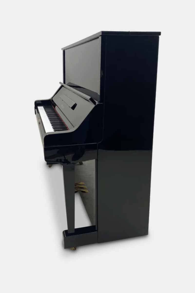 Yamaha UX Zwart Hoogglans Piano